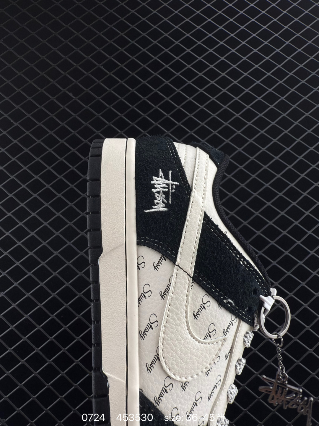 Travis Scott x Air Jordan 1 ” Reverse Mocha “